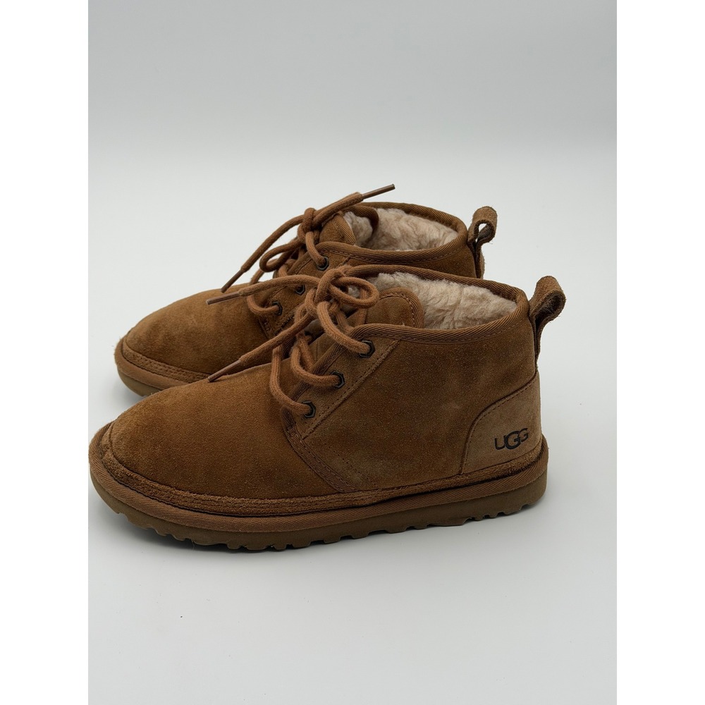 UGG Chukka Boots Chestnut Suede Shearling Lined Lace Up Ankle Pull Tab 9.5in